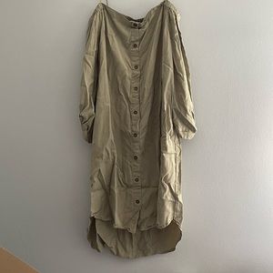 Green off the shoulders dress